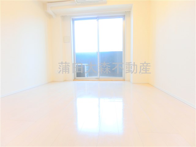 居室・リビング　東向きの洋室6帖