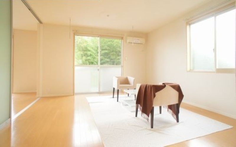 居室・リビング　図面と現状に相違がある場合には現状を優先