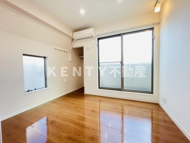 居室・リビング　ゆったり過ごせる居間です