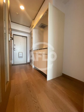 居室・リビング　アパルト松崎　廊下