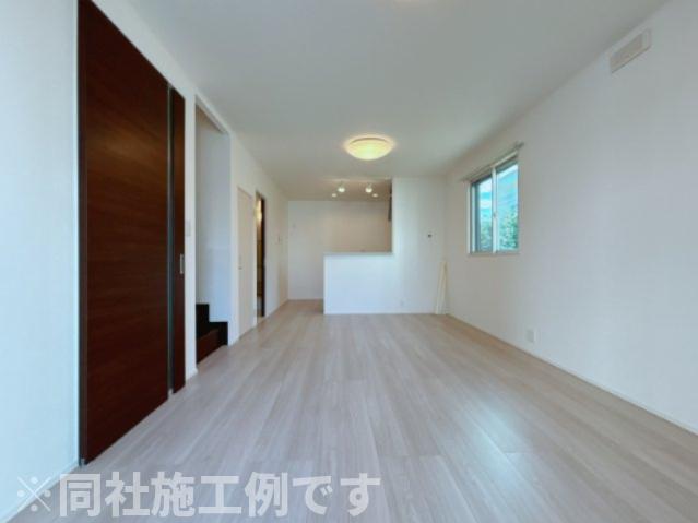 居室・リビング　※同社施工例です