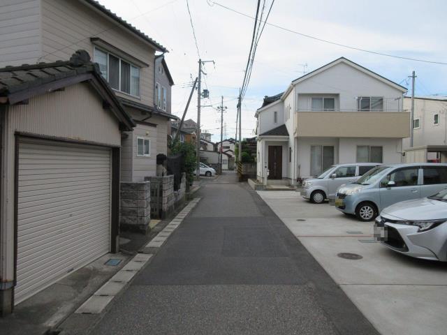 その他　前面道路（その他）まで20m
