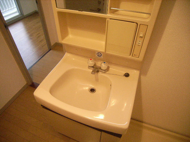 洗面設備　同型イメージ