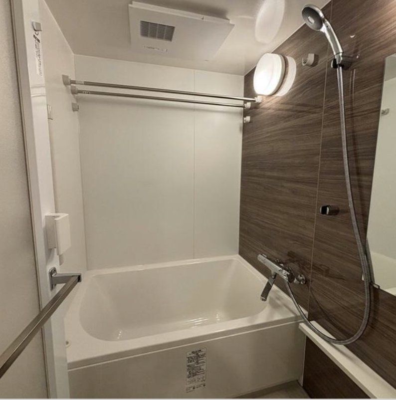 バス・シャワールーム　バス