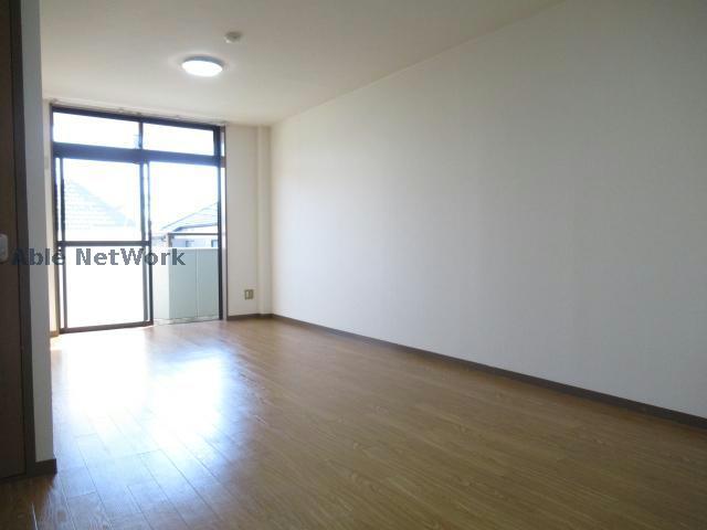 居室・リビング　※同物件、別部屋の写真です