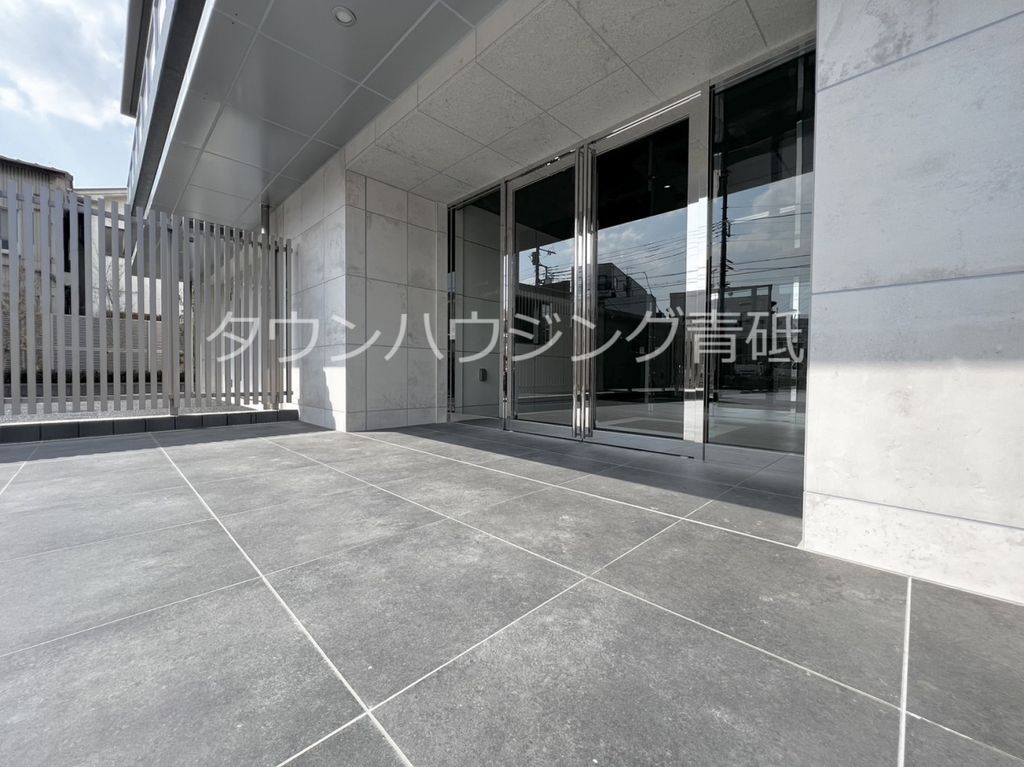 エントランス　エントランス