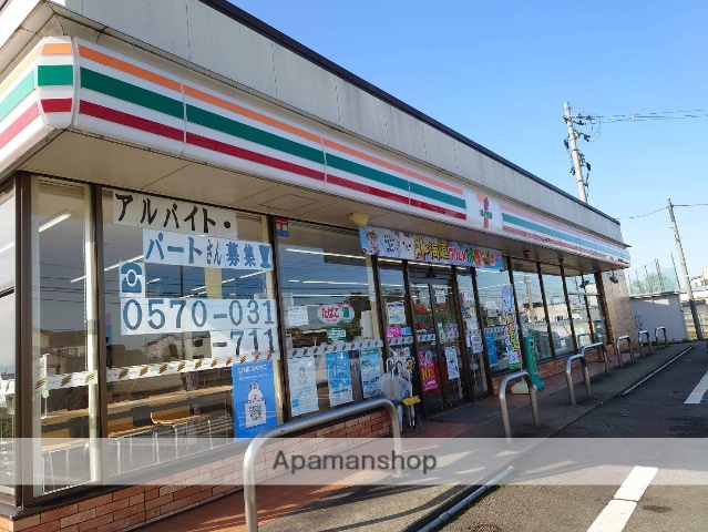 コンビニ　セブン－イレブン射水八塚店（コンビニ）まで477m
