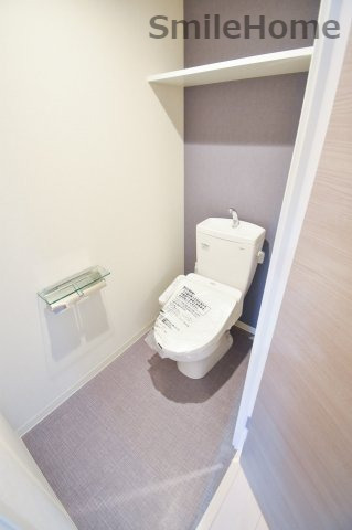 トイレ　清潔感があるトイレです。入るとホッとする、そんな空間。