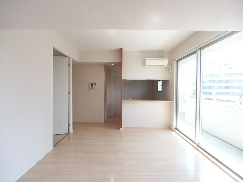 その他　ＬＤＫ12.7帖　カウンターキッチン　エアコン付　バルコニー