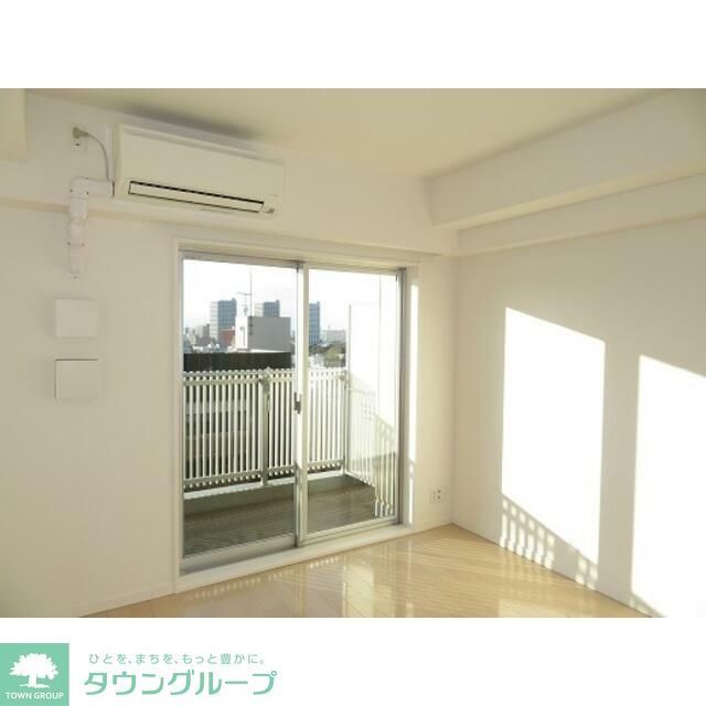 居室・リビング　※別号室参考写真です※