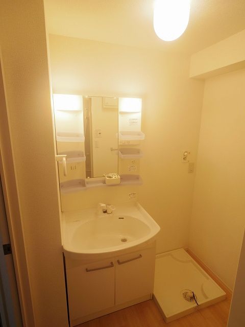 洗面設備　※同仕様写真です