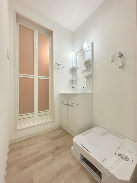 洗面設備　朝の身支度が楽々！！広い洗面＾＾