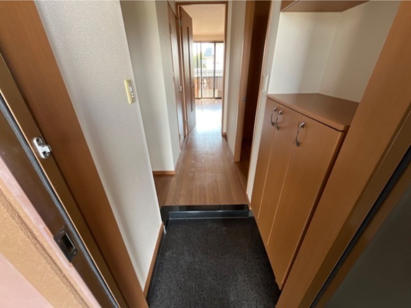 玄関　図面と現状に相違がある場合には現状を優先