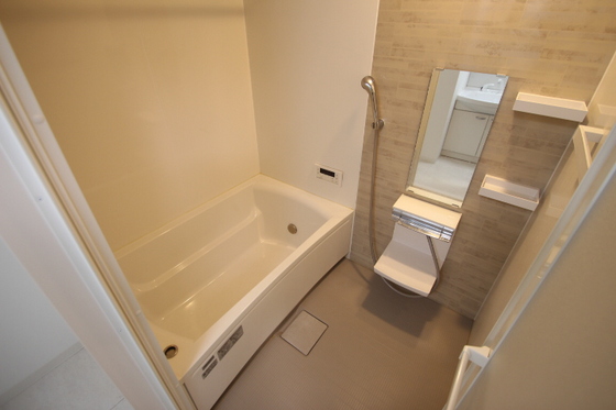 バス・シャワールーム　※他号室の写真です