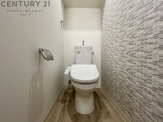 トイレ　温水洗浄便座機能付きトイレ♪