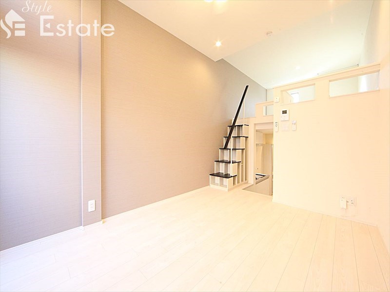 居室・リビング　内装