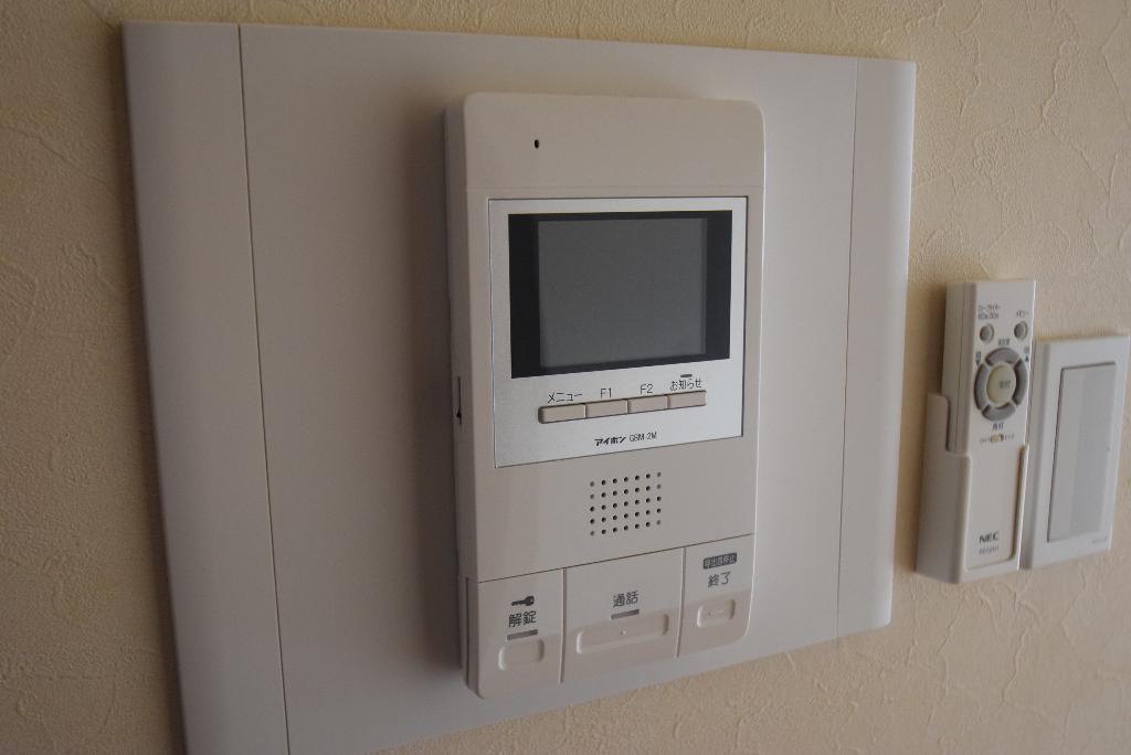 セキュリティ　カメラ付インターホン
