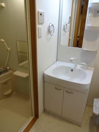 洗面設備　弊社は都内全域の物件をご紹介可能です！