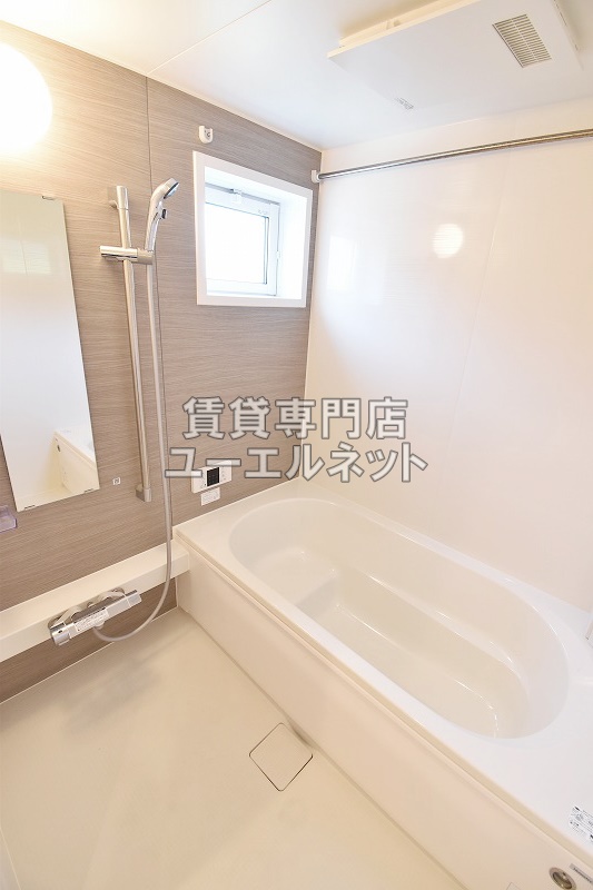 バス・シャワールーム　浴室