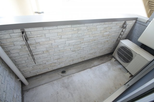 バルコニー　ベランダも広々してます