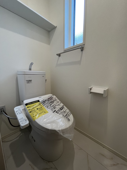 トイレ　別部屋参考写真