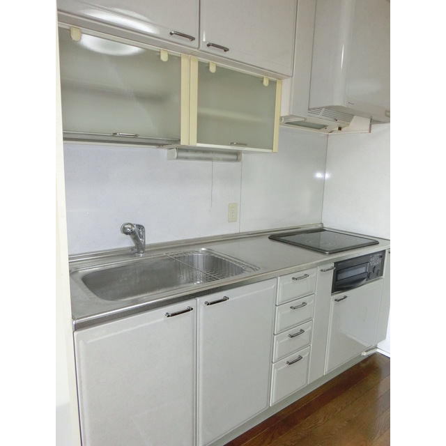 キッチン　３口ＩＨグリル付