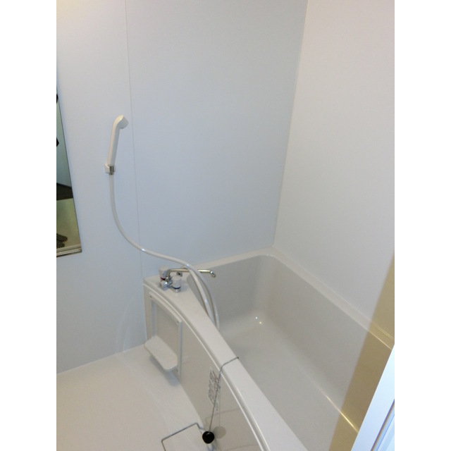 バス・シャワールーム　バスルーム