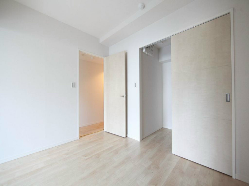 その他部屋・スペース　洋室5帖　ウォークインクローゼット付（収納充実してます）