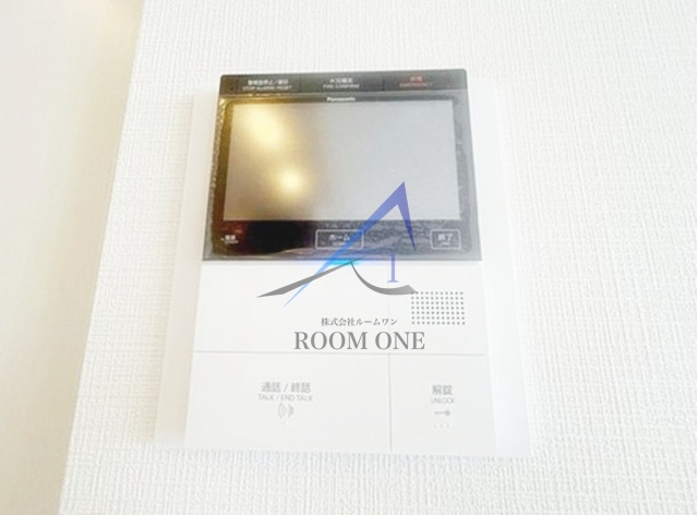 セキュリティ　モニター付きインターホンです。