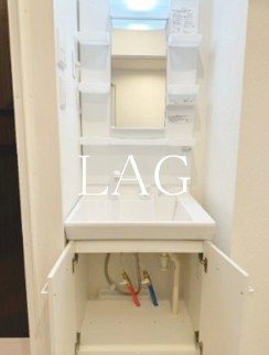 洗面設備　洗面台です。