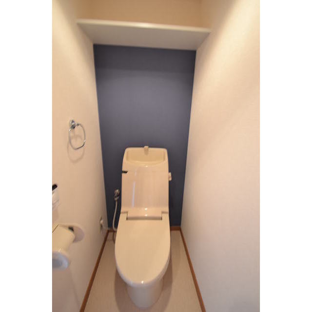 トイレ　温水洗浄便座