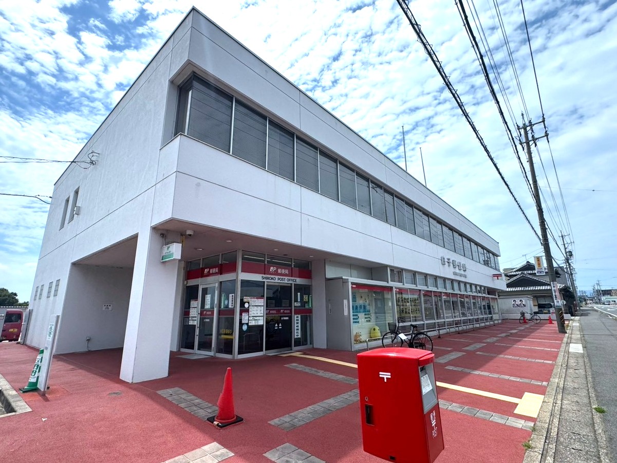 図書館　鈴鹿市立図書館江島分館（図書館）まで140m