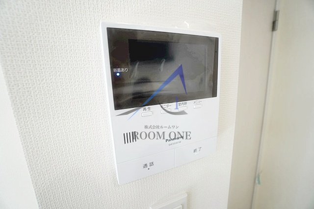 セキュリティ　モニター付きインターホンです。