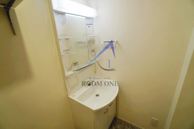 洗面設備　洗面台です。