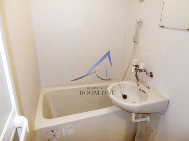 バス・シャワールーム　お風呂です。