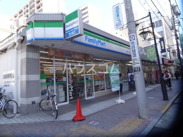 コンビニ　ファミリーマート 東金町一丁目（コンビニ）まで378m