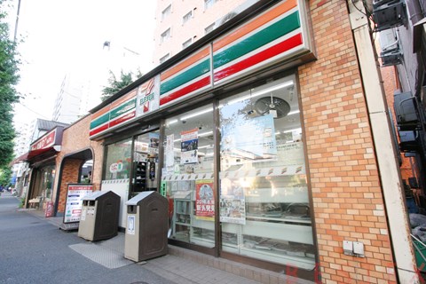 コンビニ　セブンイレブン文京本駒込4丁目店（コンビニ）まで147m