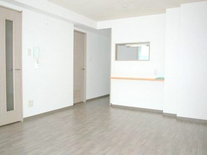 居室・リビング　配置がしやすい使い勝手の良いお部屋です♪