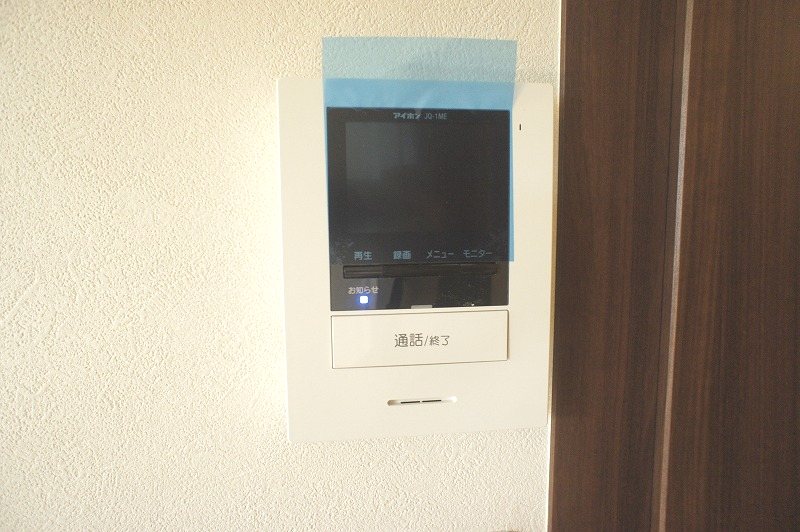 セキュリティ　モニター付きインターホン