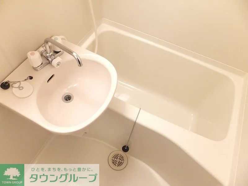 バス・シャワールーム　※同タイプ代表写真となり設備仕様は一部異なる場合があります。