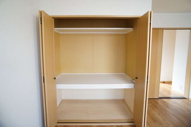 収納　※別部屋の参考写真となります。