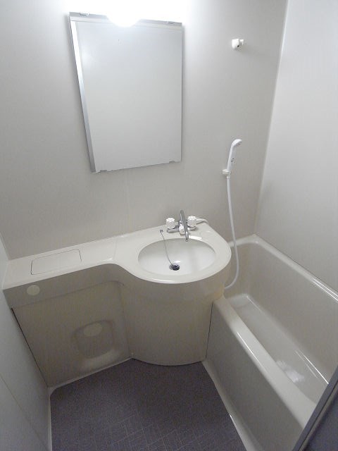 バス・シャワールーム　きれいなお風呂です