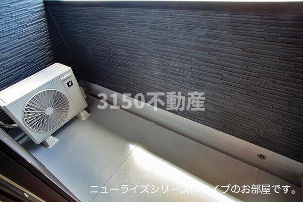 バルコニー　お洗濯にも便利なバルコニー付き