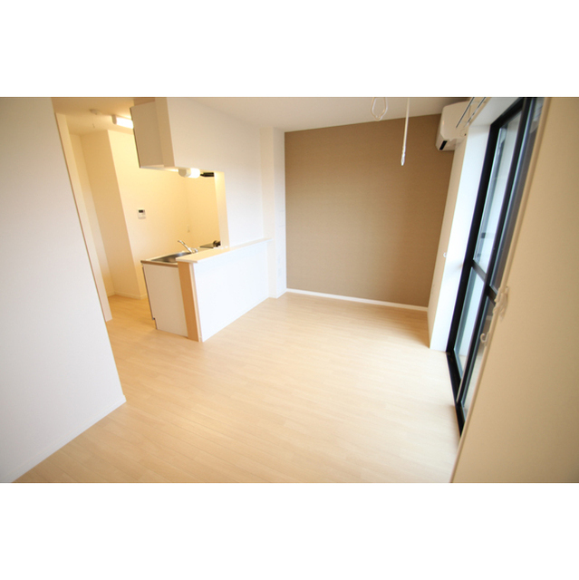 居室・リビング　※画像は反転タイプです