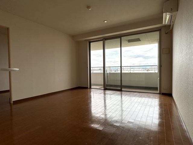 居室・リビング　※前回募集時の写真です