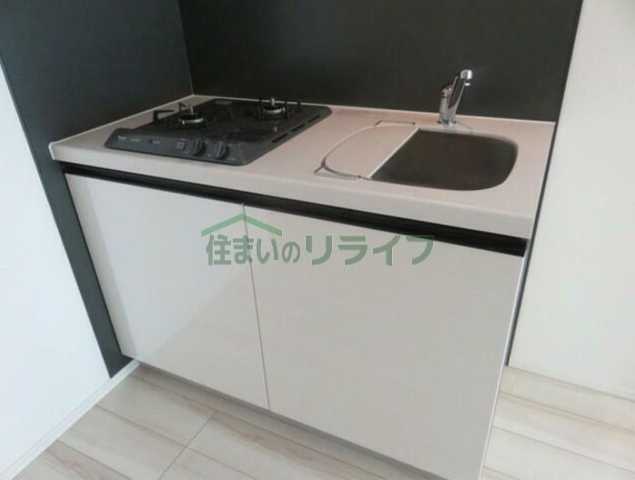 キッチン　ハーモニーレジデンス六義園間取り反転写真　同じ広さ