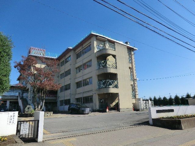 小学校　越谷市立 千間台小学校（小学校）まで601m