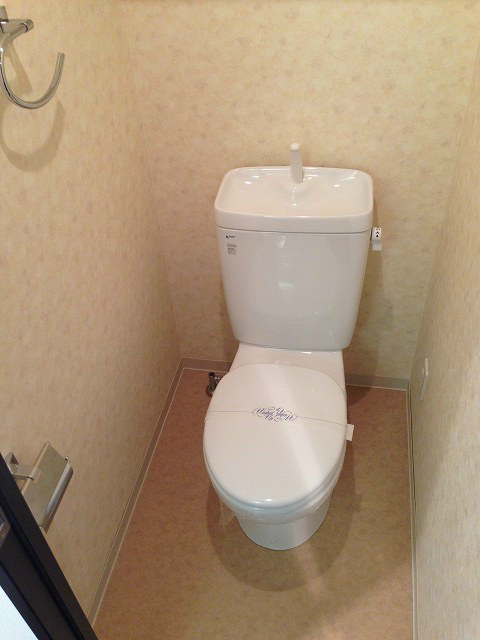 トイレ　※別部屋のお写真になります