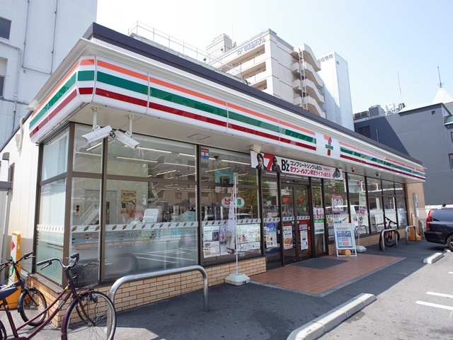 コンビニ　セブンイレブン　福岡那の津通り店（コンビニ）まで79m