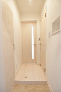 玄関　※同タイプ参考画像